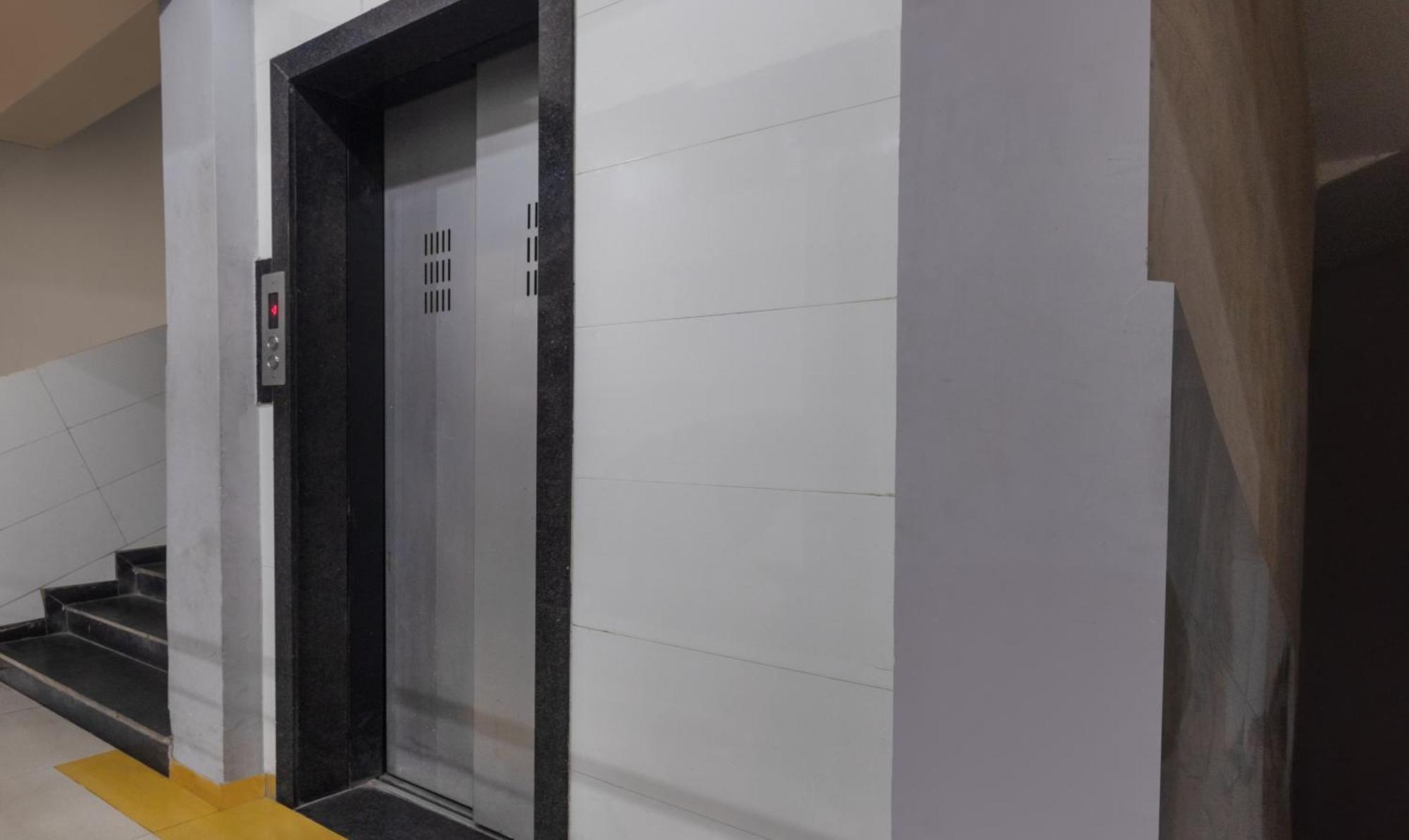 Itsy Hotels Signature, Nehru Nagar Amhedabad Dış mekan fotoğraf
