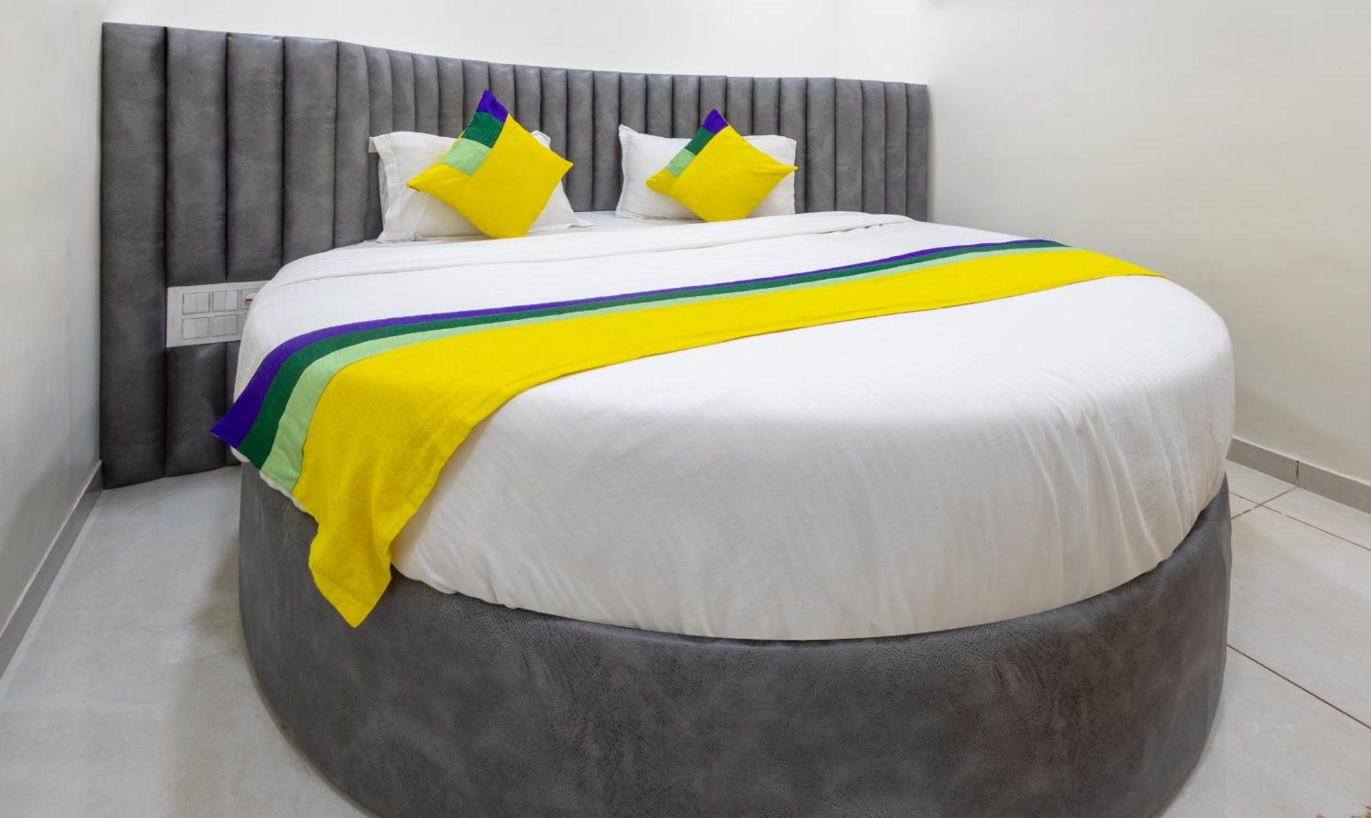 Itsy Hotels Signature, Nehru Nagar Amhedabad Dış mekan fotoğraf