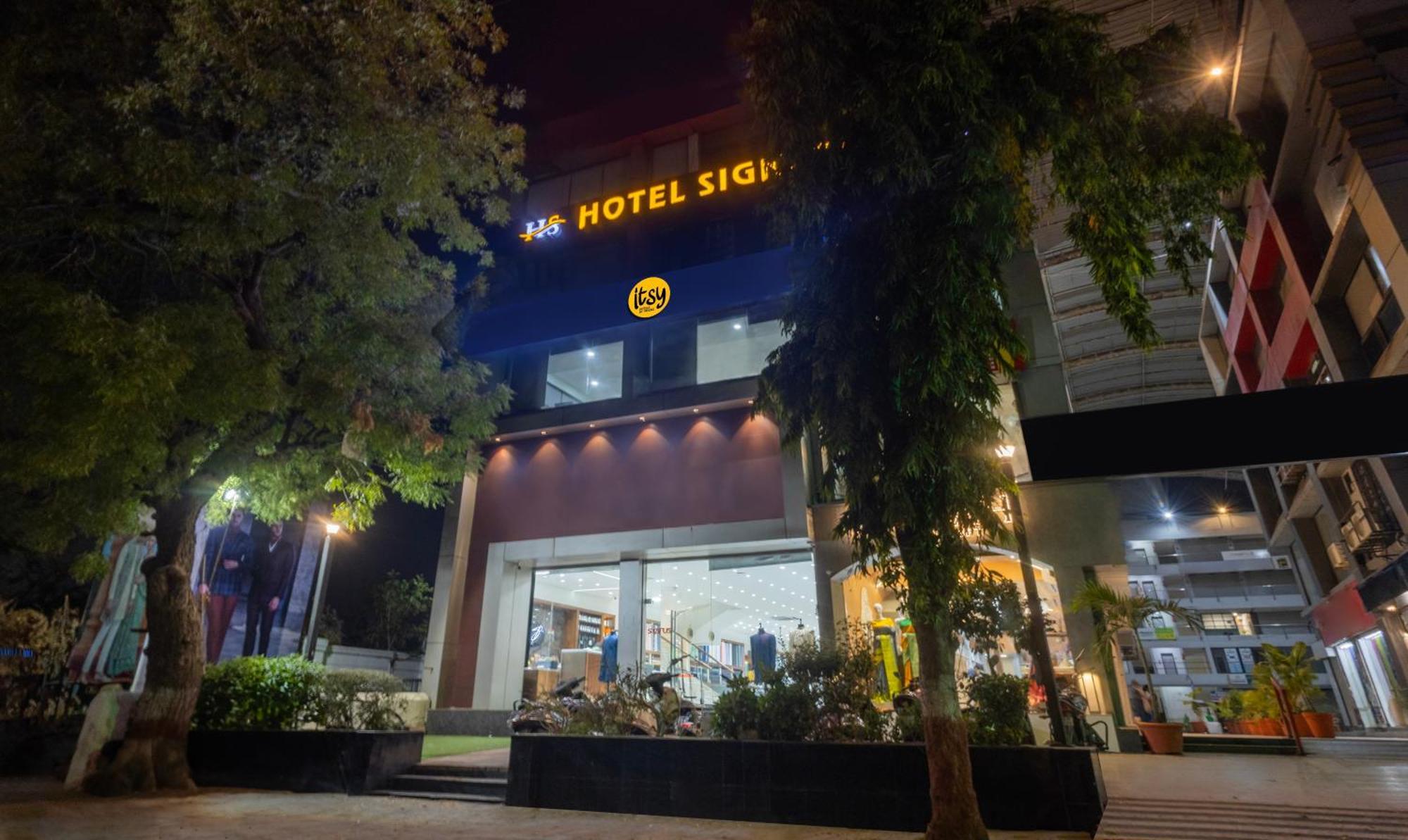 Itsy Hotels Signature, Nehru Nagar Amhedabad Dış mekan fotoğraf
