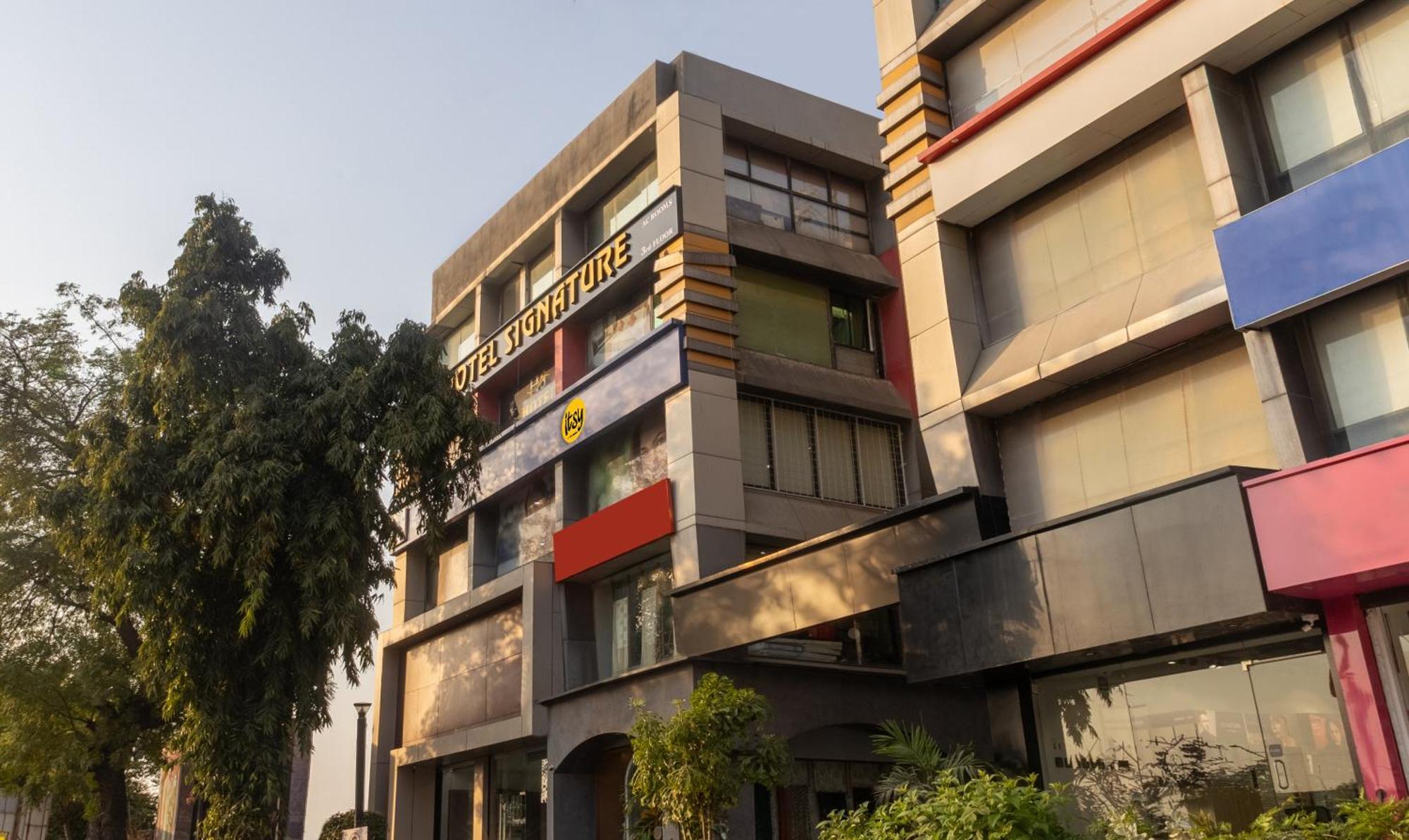 Itsy Hotels Signature, Nehru Nagar Amhedabad Dış mekan fotoğraf